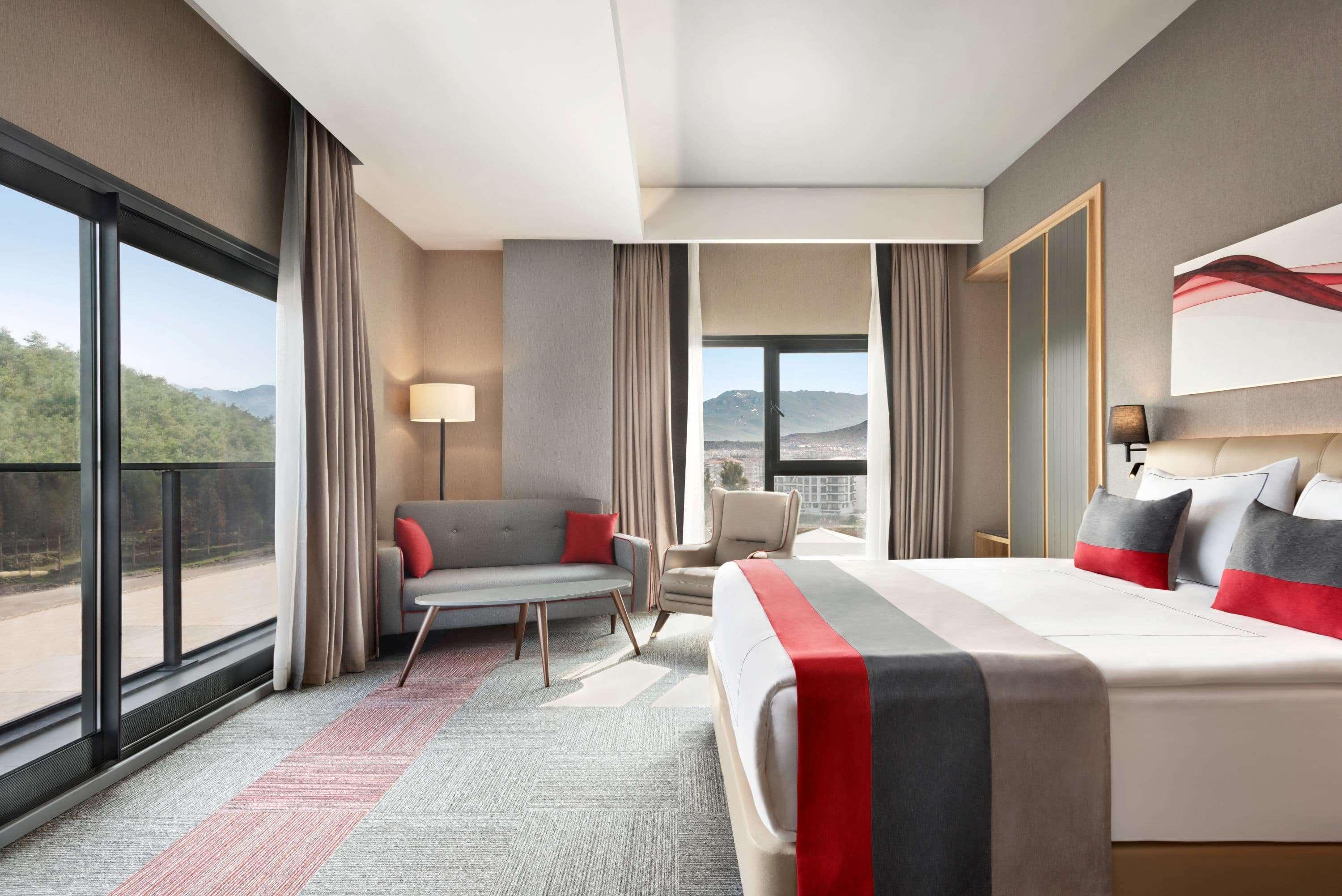 Ramada By Wyndham Tire Hotel Ngoại thất bức ảnh