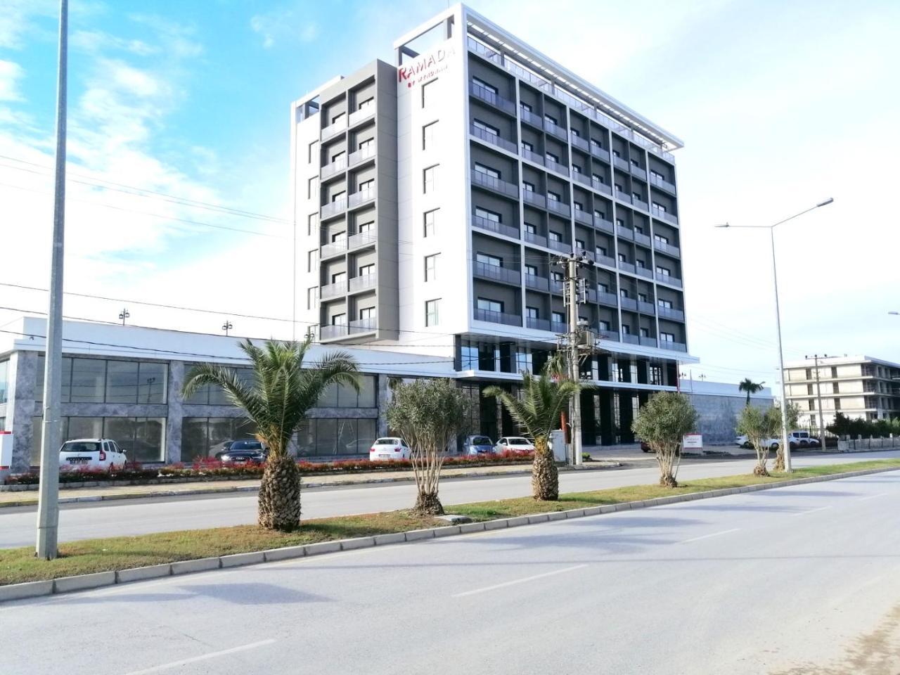 Ramada By Wyndham Tire Hotel Ngoại thất bức ảnh